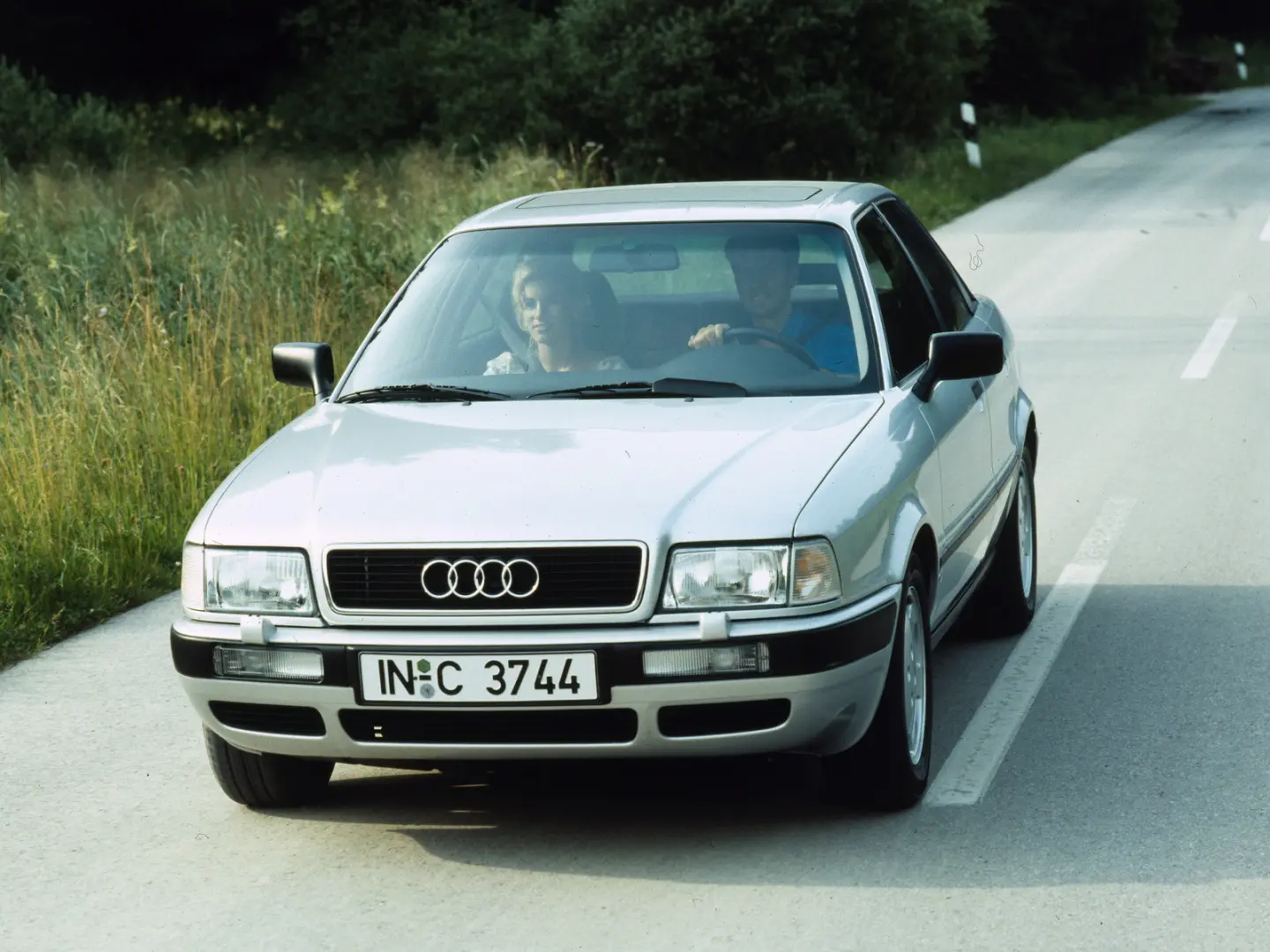Audi  80 2.0 6