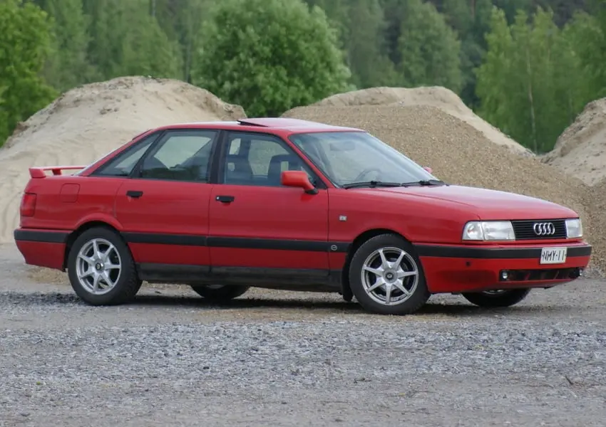 Audi  90 2.0 6