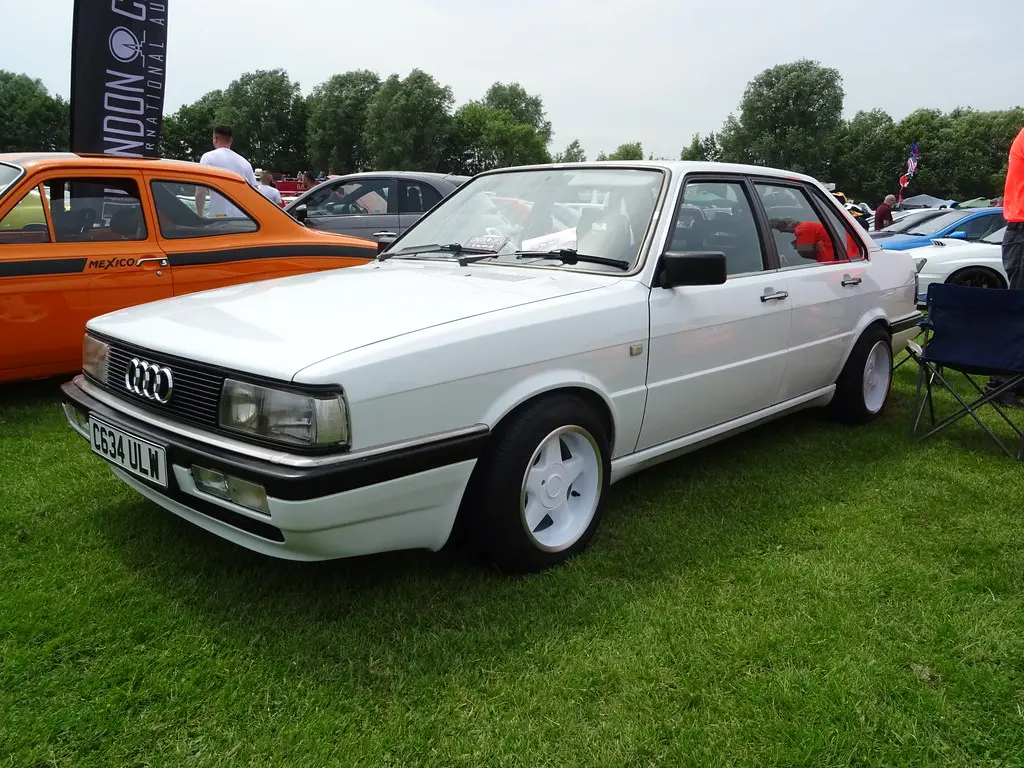 Audi  90 2.0 1