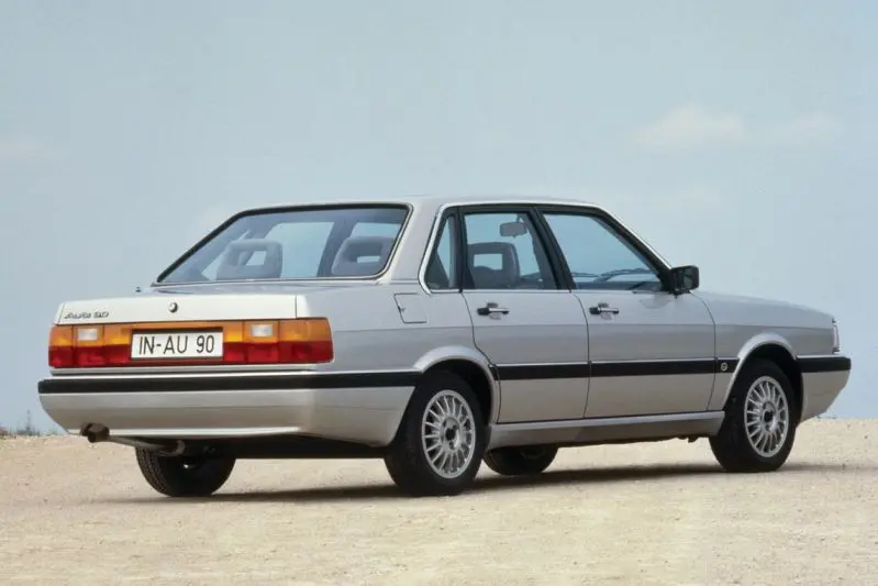 Audi  90 2.0 2