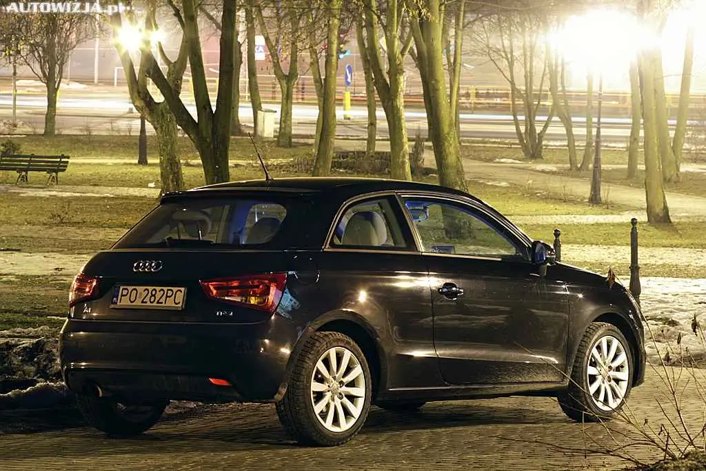 Audi A1 A1 1.4 TFSI Attraction S-Tronic 4