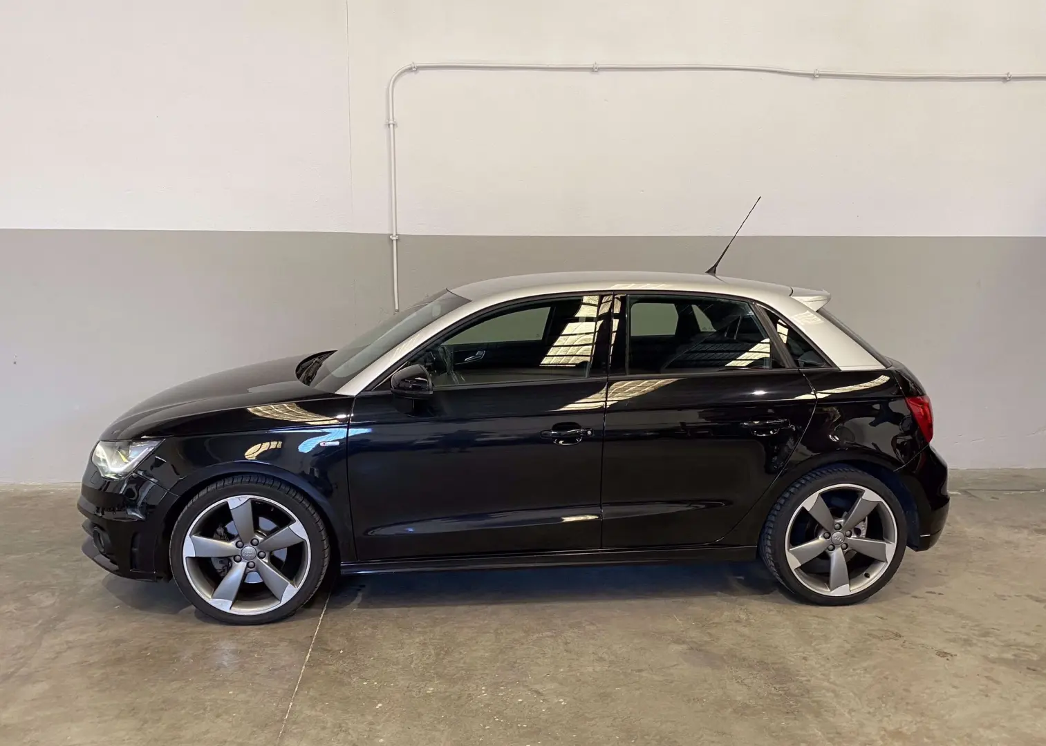 Audi A1 A1 Sportback 1.4 TFSI Ambition S-Tronic 4