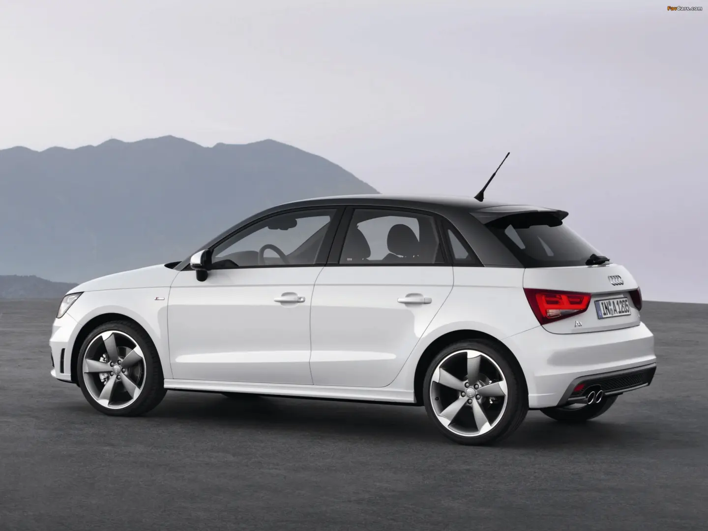 Audi A1 A1 Sportback 1.6 TDI Attraction S-Tronic 2