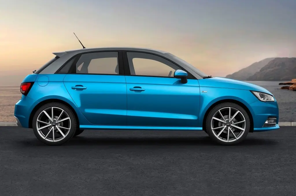 Audi A1 A1 Sportback 1.6 TDI Attraction S-Tronic 4