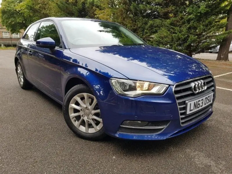 Audi A3 A3 1.4 TFSI Attraction S-Tronic 2