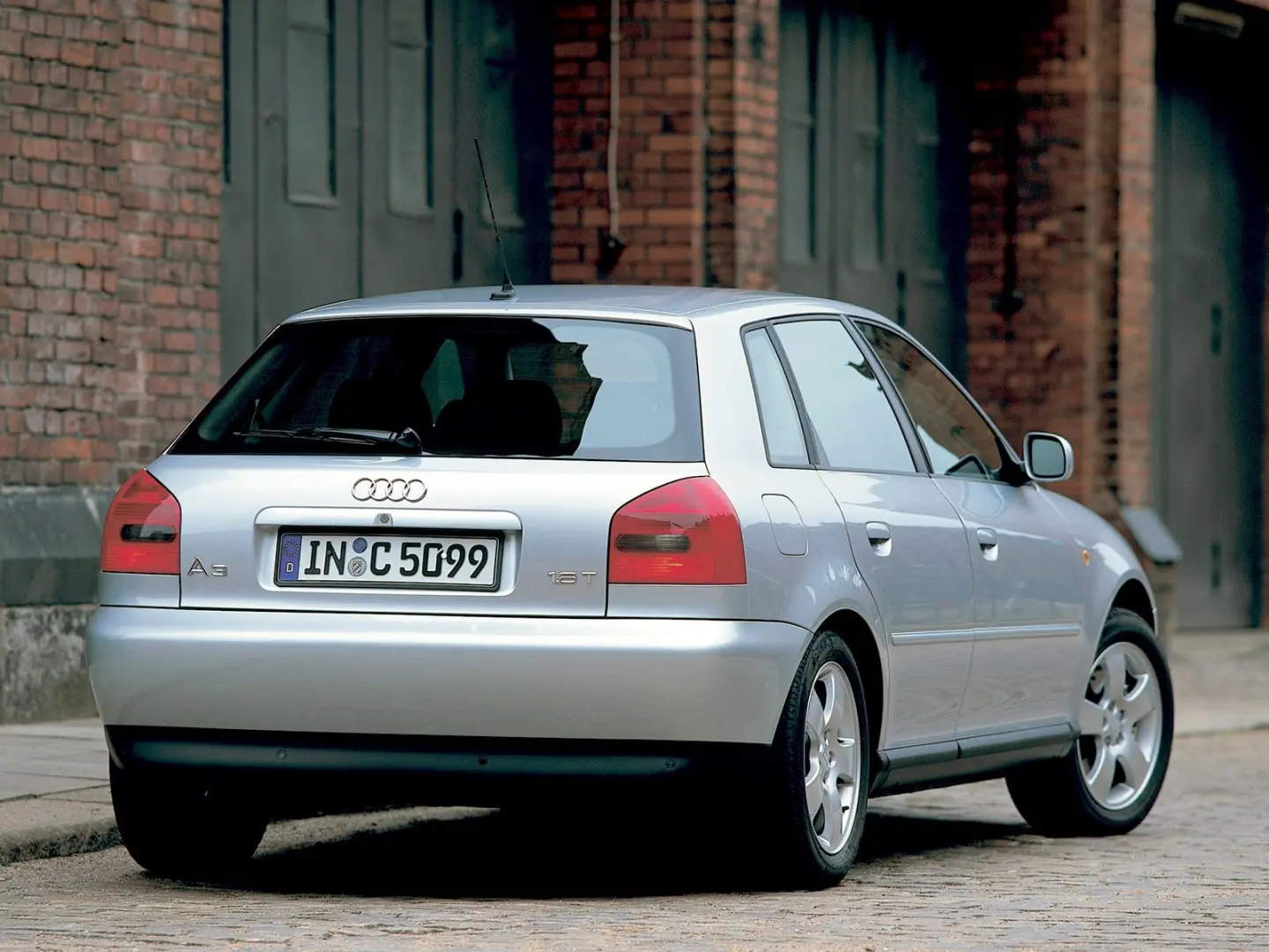 Audi A3 A3 1.6 Ambition 6