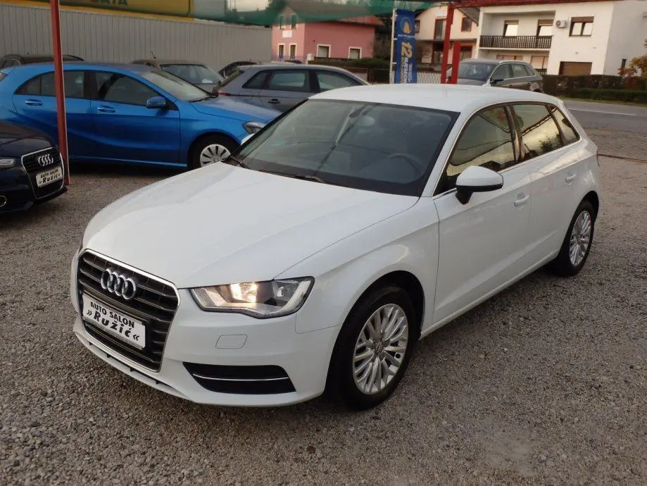 Audi A3 A3 1.6 TDI Ambiente S-Tronic 4