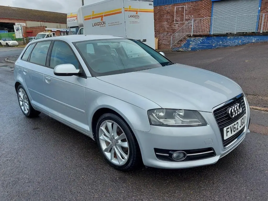Audi A3 A3 1.6 TDI Ambition S-Tronic 4