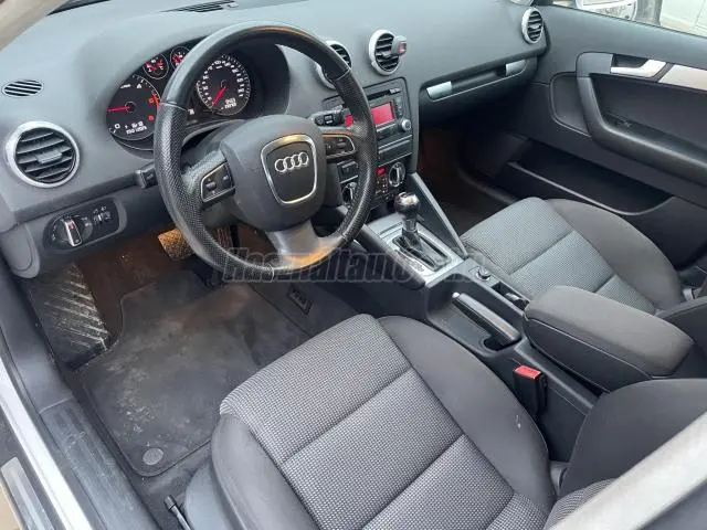 Audi A3 A3 1.6 TDI Ambition S-Tronic 5