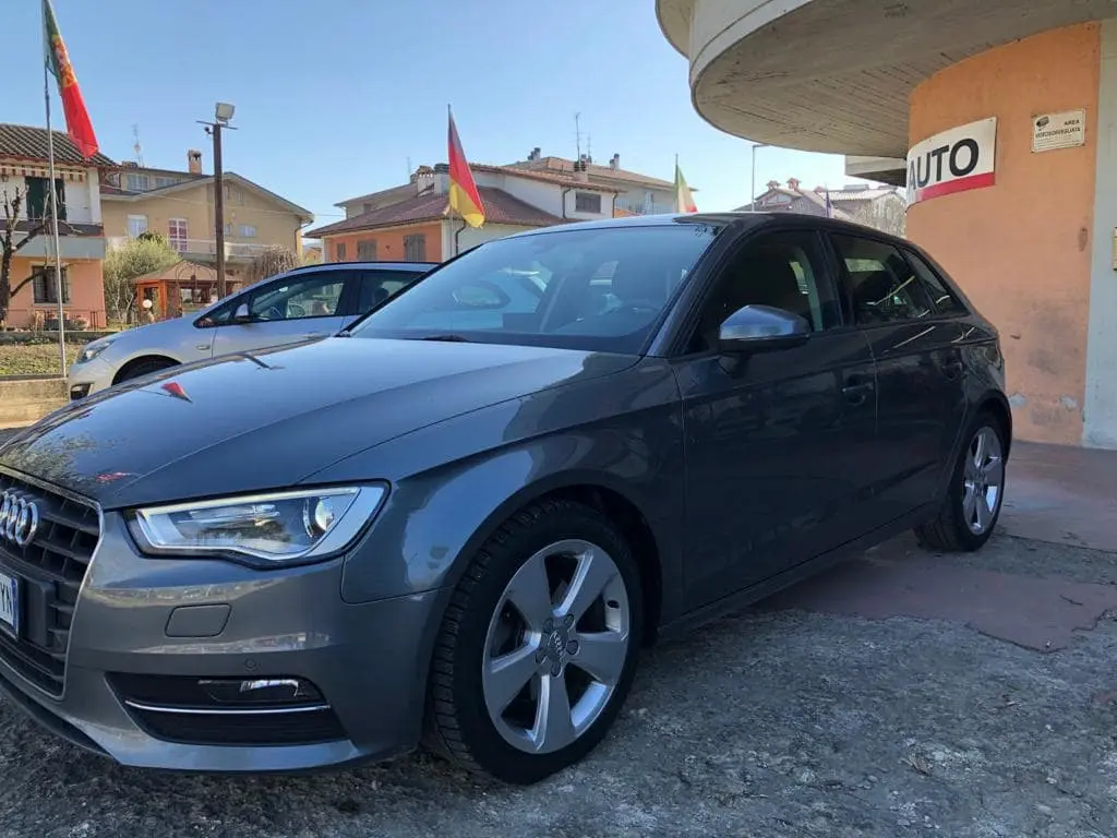 Audi A3 A3 Sportback 1.6 TDI Ambition S-Tronic 5