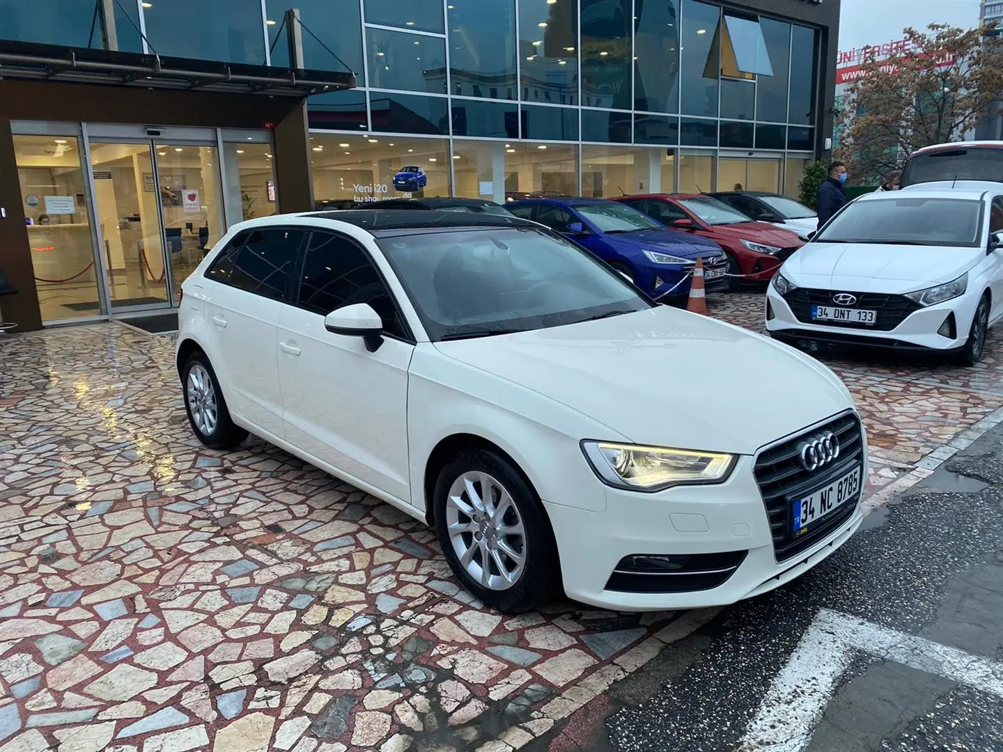 Audi A3 A3 1.6 TDI Attraction S-Tronic 2