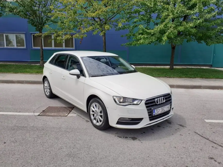 Audi A3 A3 1.6 TDI Attraction S-Tronic 6