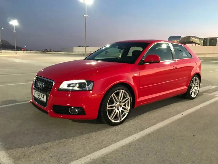 Audi A3 A3 1.8 TFSI Attraction S-Tronic 2