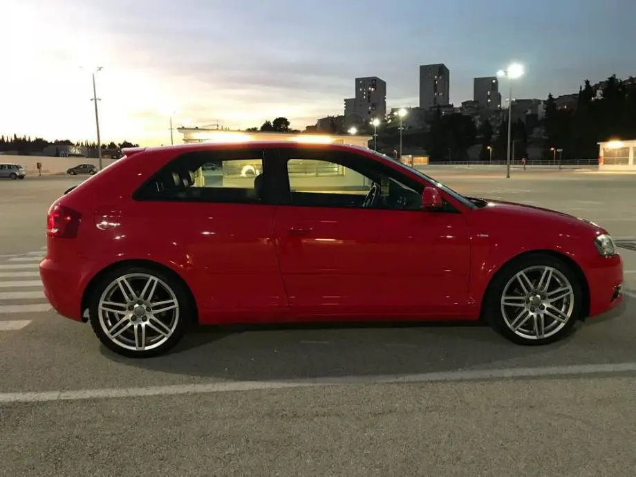 Audi A3 A3 1.8 TFSI Attraction S-Tronic 3