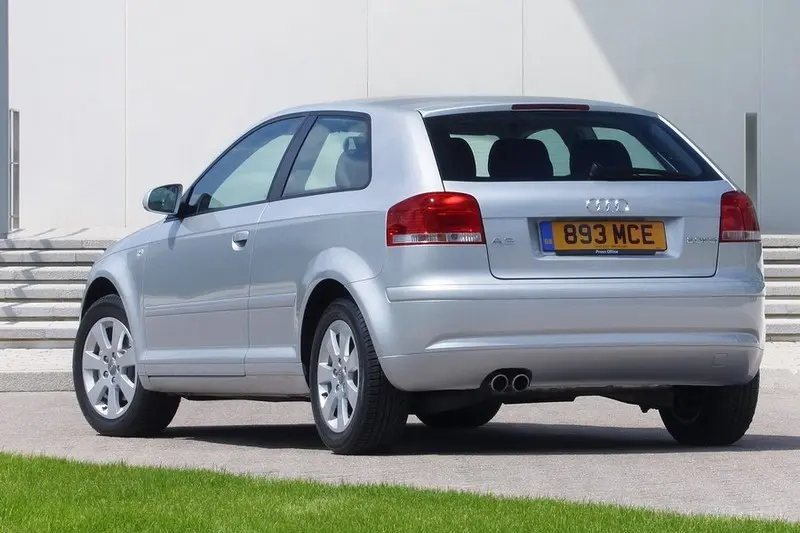 Audi A3 A3 2.0 FSI Attraction 1
