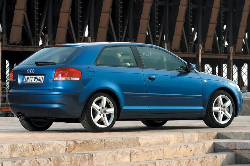 Audi A3 A3 2.0 FSI Attraction Tiptronic 5