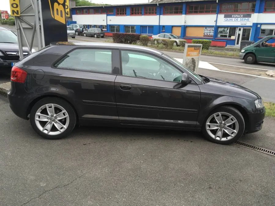 Audi A3 A3 2.0 TDI DPF Ambition S-Tronic 3
