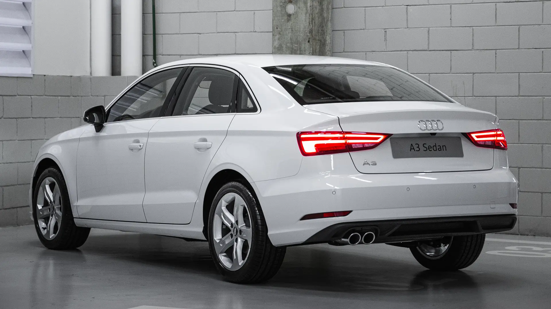 Audi A3 A3 Sedan 30 TFSI Dynamic S-Tronic 4