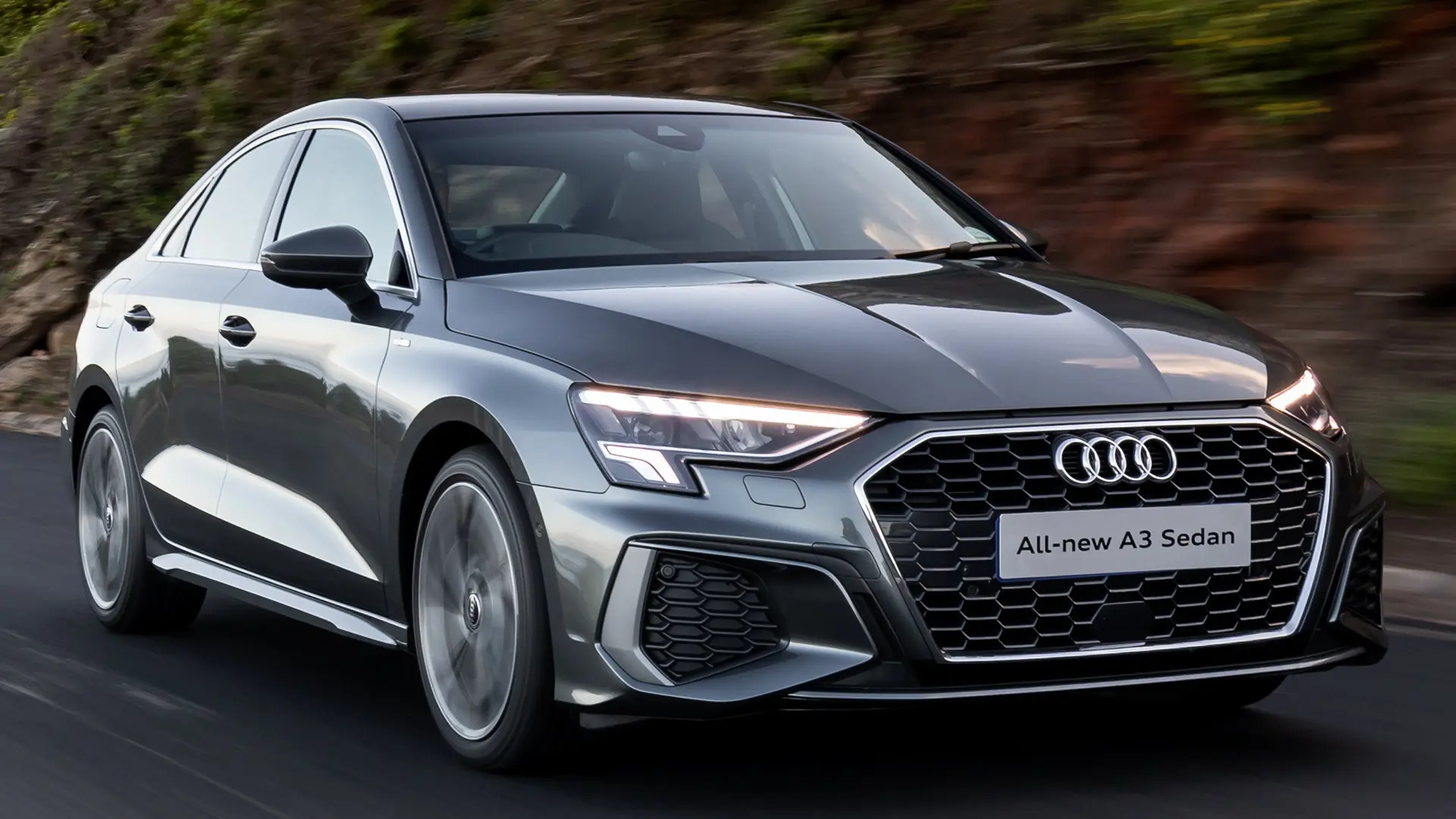 Audi A3 A3 Sedan 30 TFSI S Line S-Tronic 4