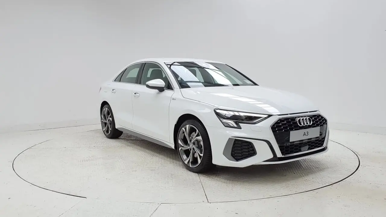 Audi A3 A3 Sedan 30 TFSI S Line S-Tronic 7