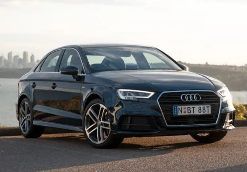 Audi A3 A3 Sedan 35 TFSI Dynamic S-Tronic 5