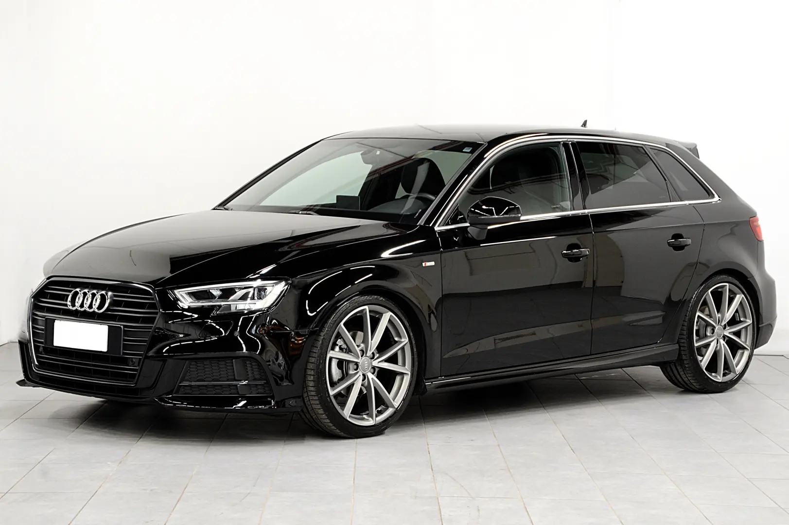 Audi A3 A3 Sportback 1.4 TFSI COD Design Line S-Tronic 5
