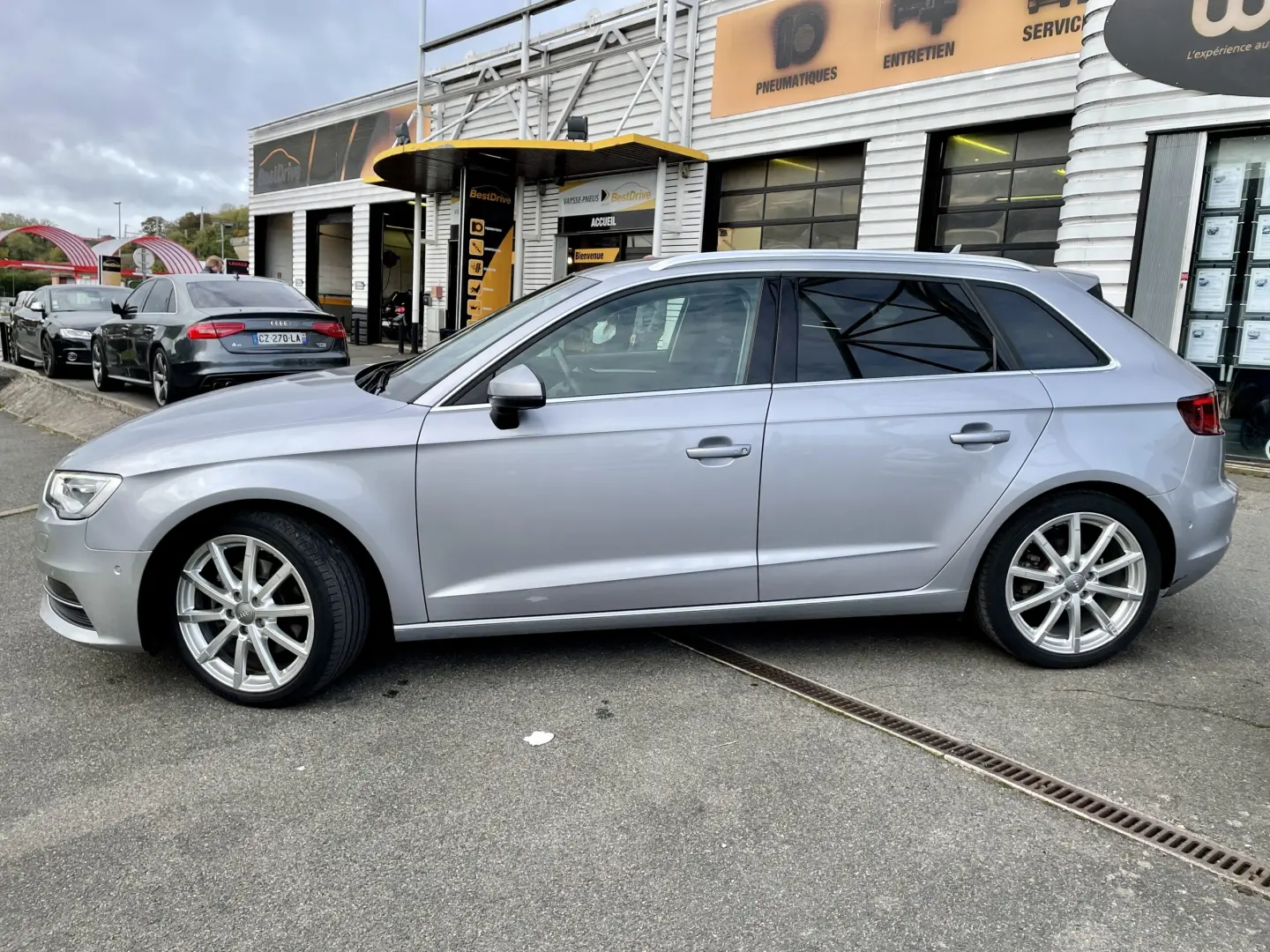 Audi A3 A3 1.8 TFSI Ambition S-Tronic 1