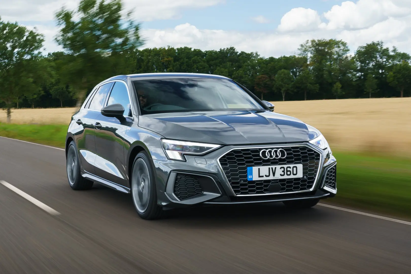 Audi A3 A3 Sportback 2.0 TFSI Quattro S3 4
