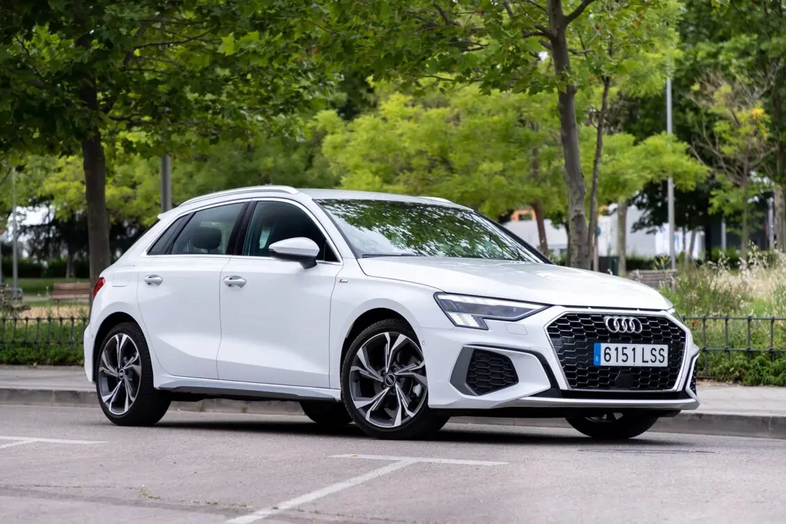 Audi A3 A3 Sportback 30 TFSI S Line S-Tronic 2