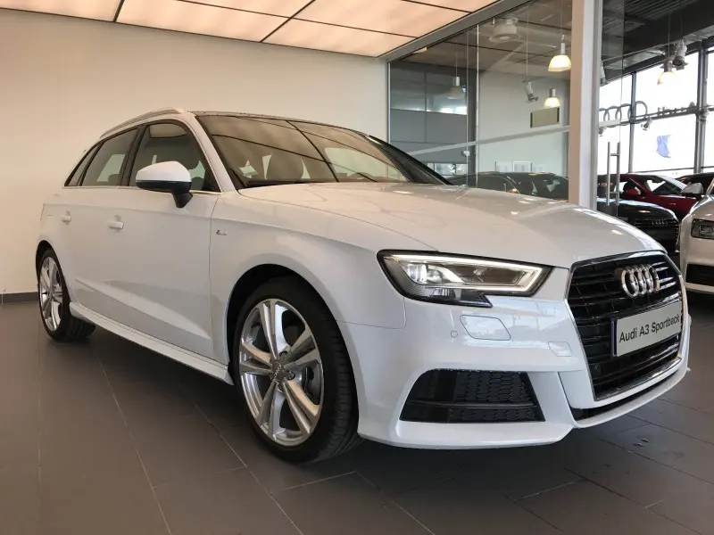 Audi A3 A3 Sportback 35 TFSI Cod Design S-Tronic	 3