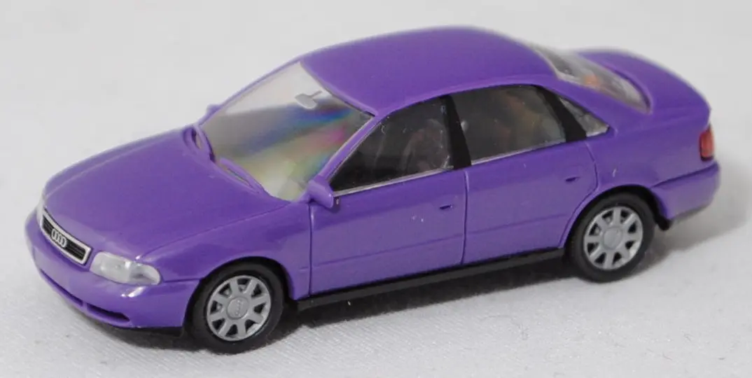 Audi A4 A4 1.8 T Quattro 5