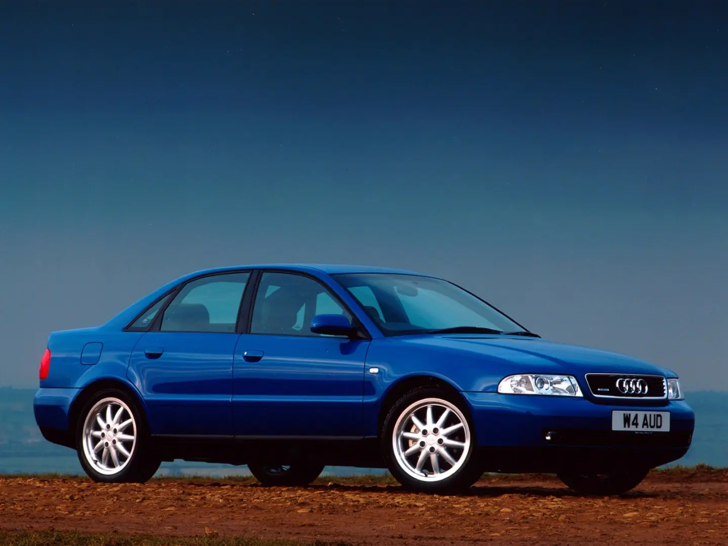 Audi A4 A4 1.8 T 7