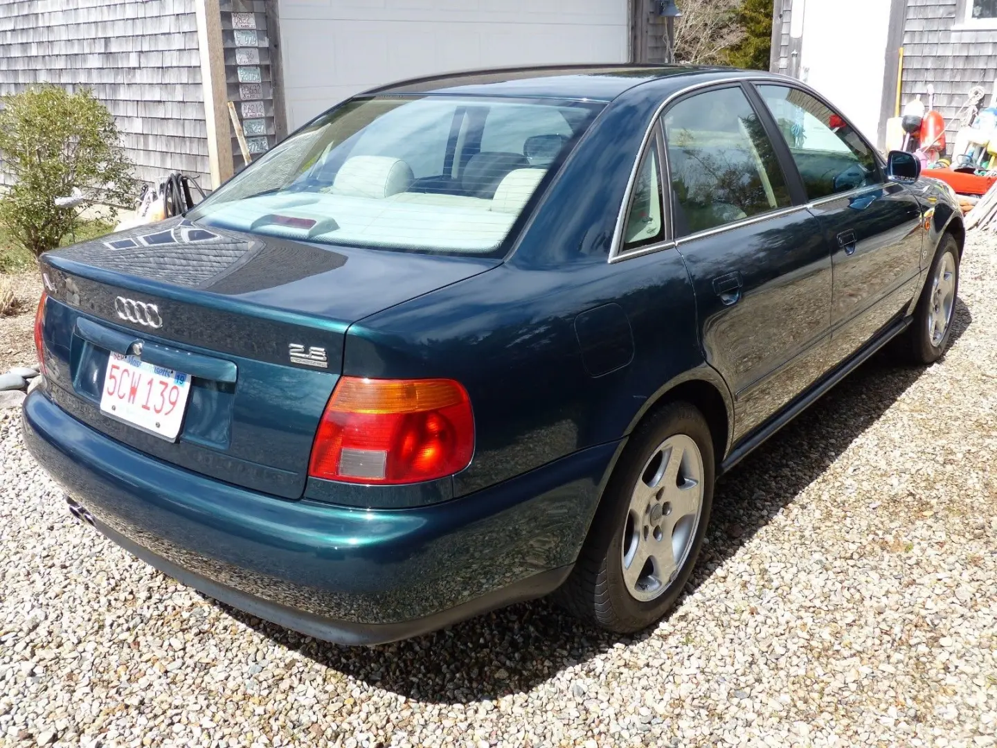 Audi A4 A4 2.8 Quattro 4