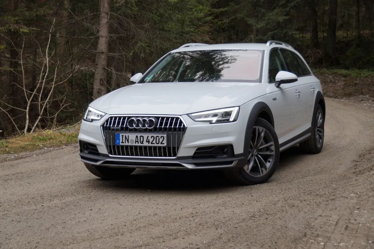 Audi A4 A4 Allroad 2.0 TFSI Quattro S-Tronic 4
