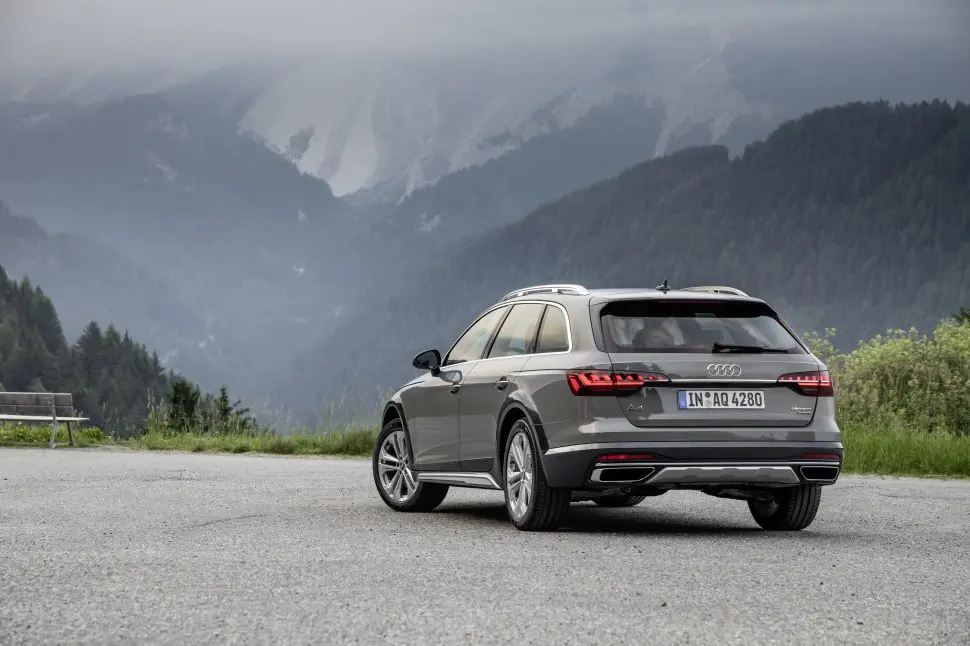 Audi A4 A4 Allroad 45 TFSI Quattro S-Tronic 1