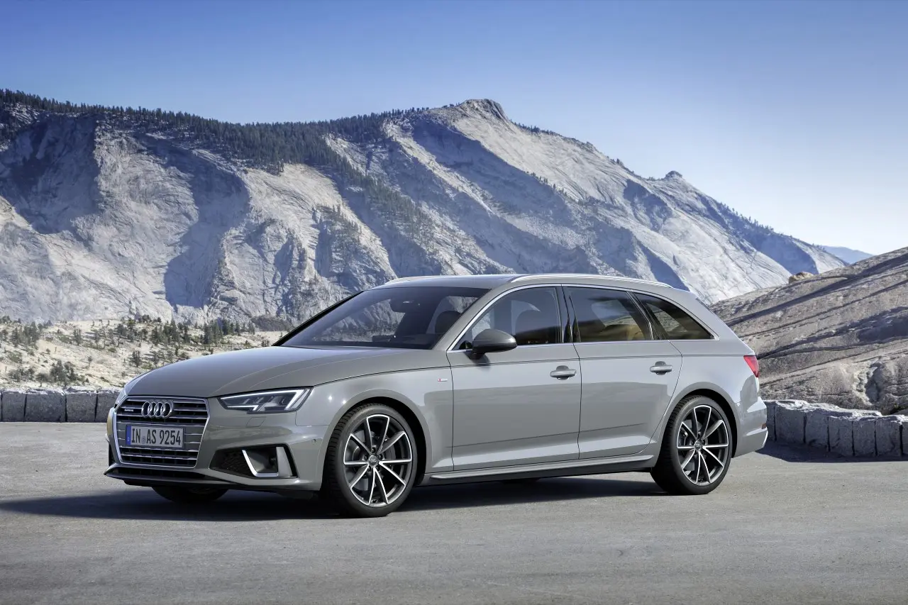 Audi A4 A4 Avant 45 TFSI Quattro Advanced 0