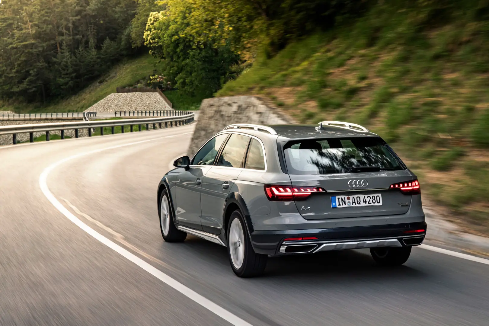 Audi A4 A4 Allroad 40 TDI Quattro S-Tronic 2