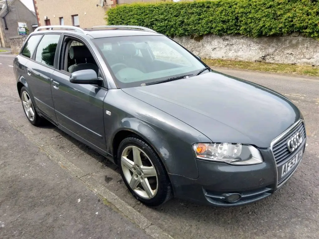 Audi A4 A4 Avant 2.4 V6 5