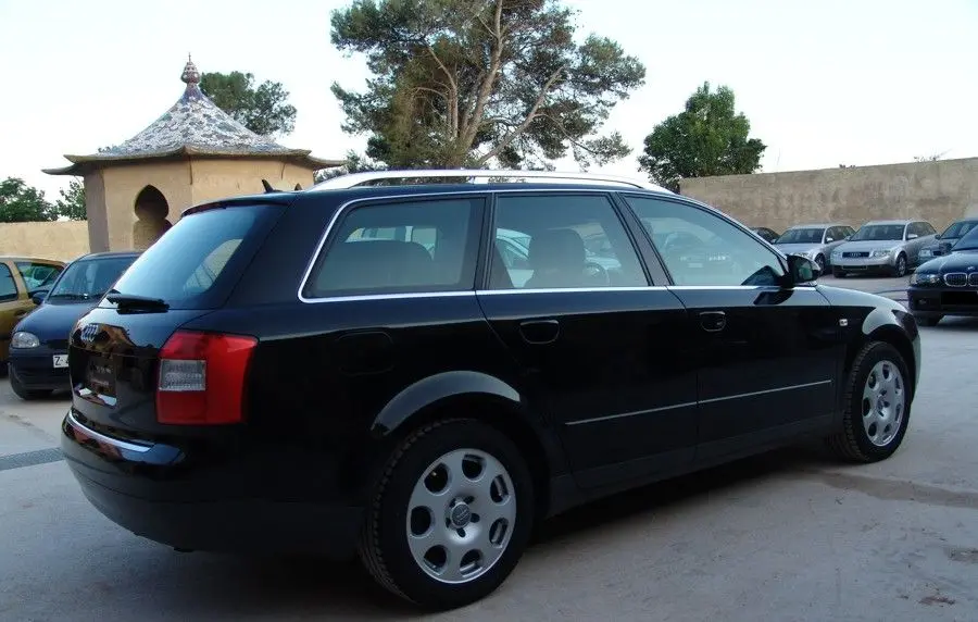 Audi A4 A4 Avant 2.5 TDI Multitronic 4