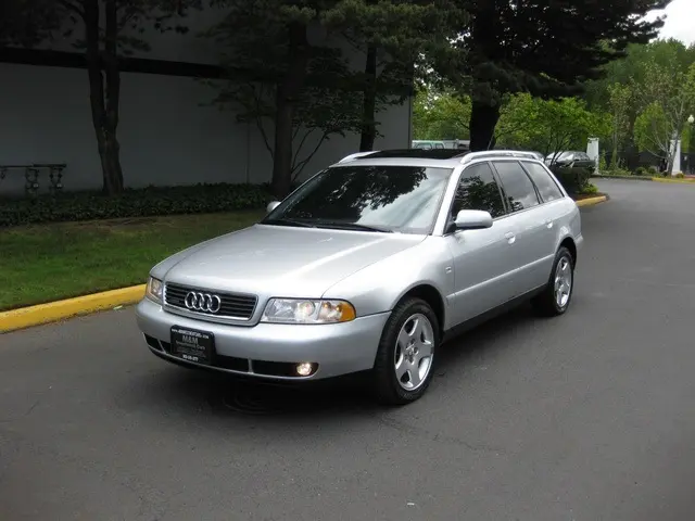 Audi A4 A4 Avant 3.0 V6 Quattro 5