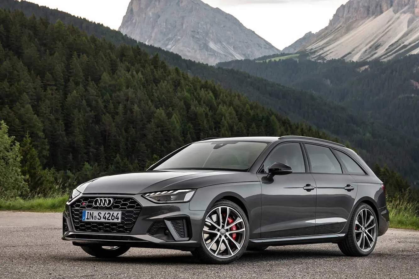 Audi A4 A4 Avant 40 TDI Quattro S-Line 7