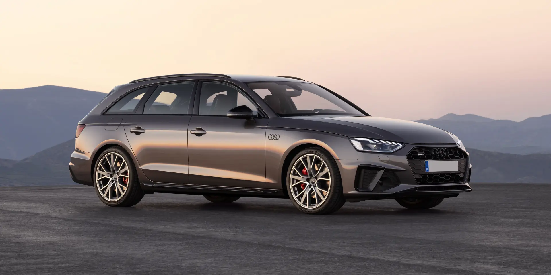 Audi A4 A4 Avant 40 TDI Quattro Advanced 1