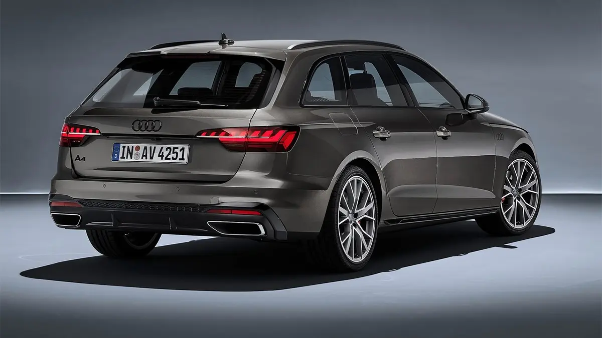 Audi A4 A4 Avant 45 TFSI Quattro S Line 5