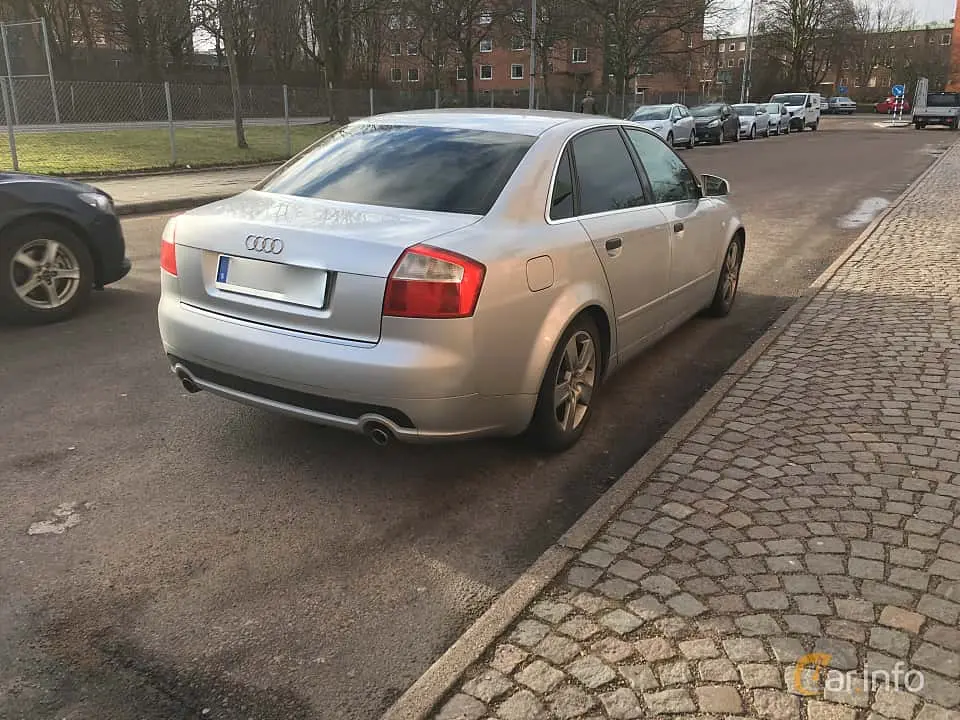 Audi A4 A4 Sedan 1.8 T 4