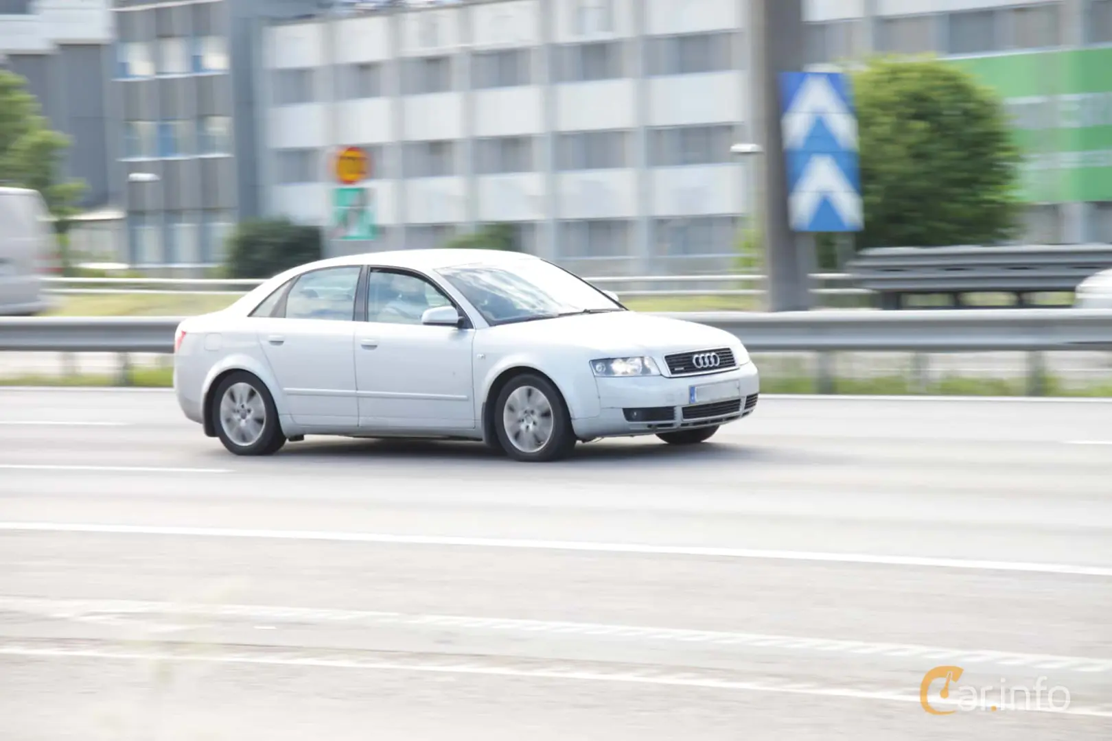 Audi A4 A4 Sedan 1.8 T Quattro 4