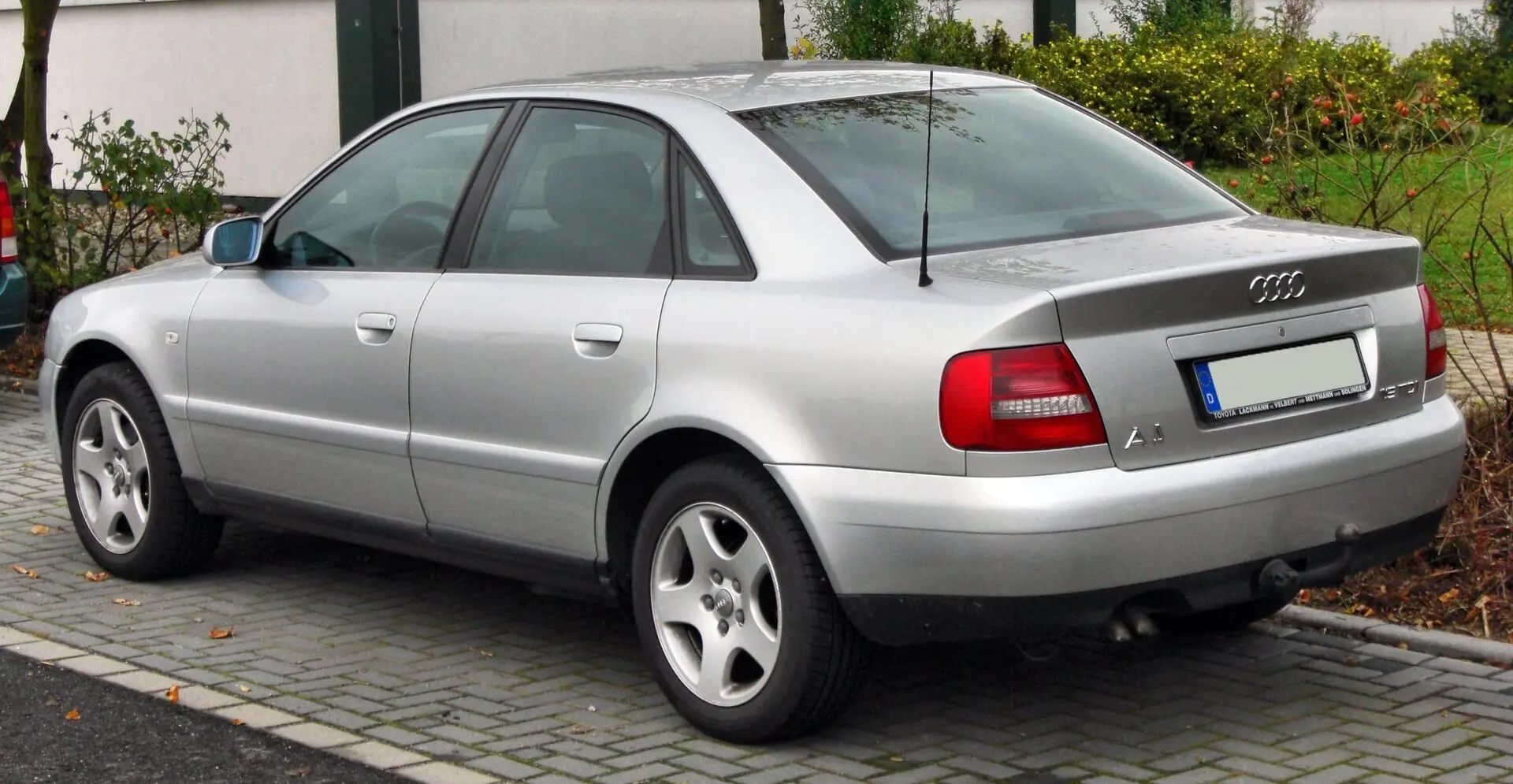 Audi A4 A4 Sedan 2.5 TDI Quattro 4