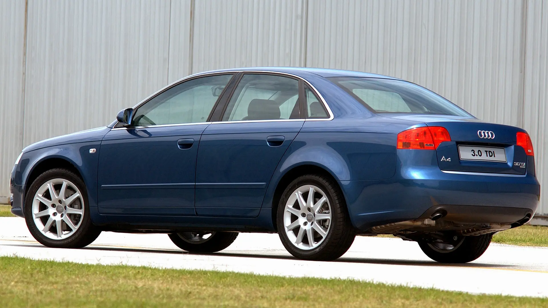Audi A4 A4 Sedan 2.5 TDI V6 6