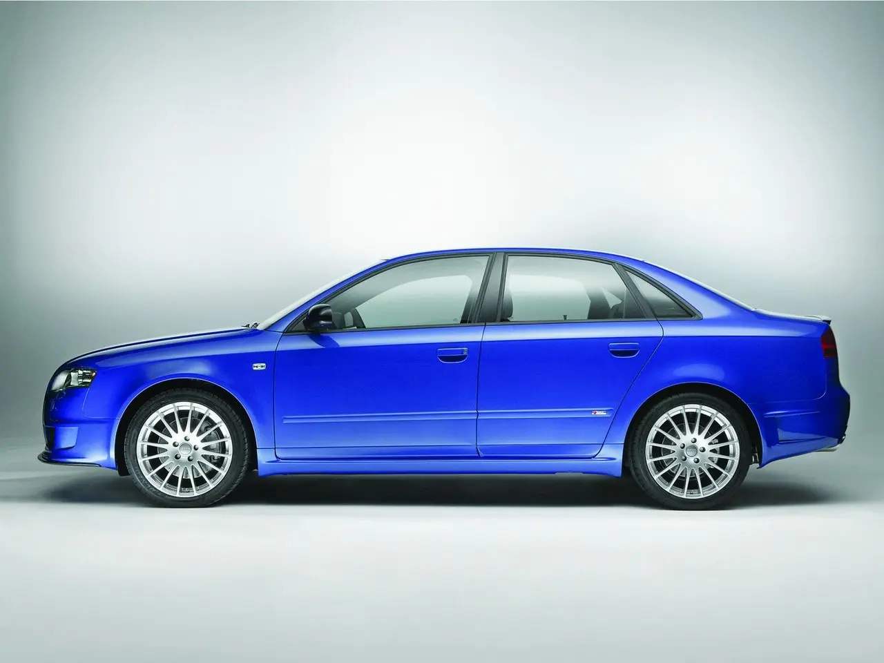 Audi A4 A4 Sedan 2.0 TFSI Quattro DTM Edition 3