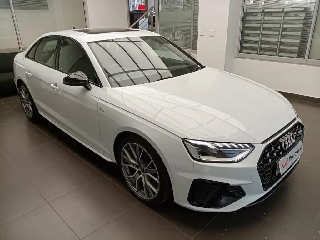 Audi A4 A4 Sedan 2.0 TFSI Quattro Sport S-Tronic 3