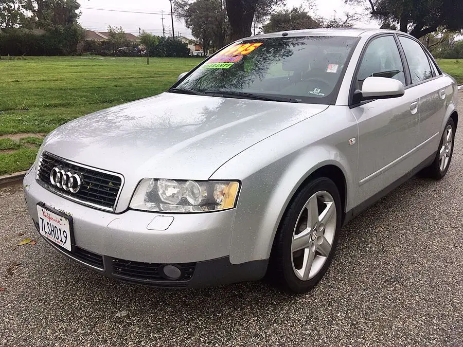 Audi A4 A4 Sedan 3.0 V6 1